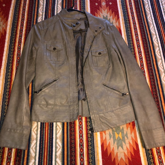 Leather jacket - Picture 1 of 1